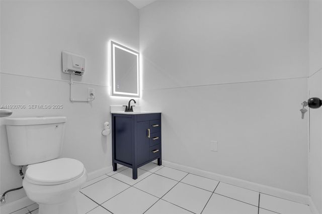 8930 SW 40th Street, Miami, FL 33165