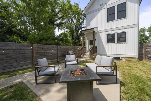 1215 Oak Street, Columbus, OH 43205