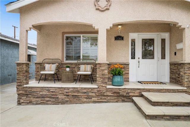 3702 Petaluma, Long Beach, CA 90808
