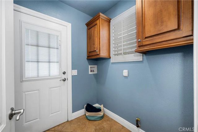 3702 Petaluma, Long Beach, CA 90808