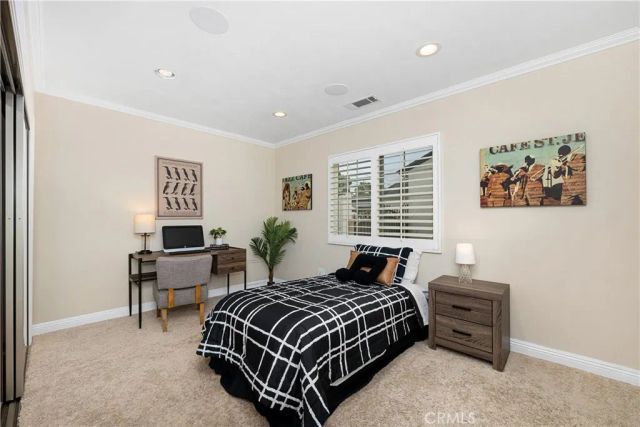 3702 Petaluma, Long Beach, CA 90808
