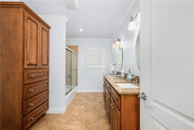 3702 Petaluma, Long Beach, CA 90808