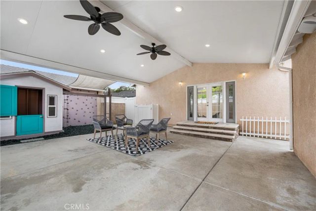 3702 Petaluma, Long Beach, CA 90808