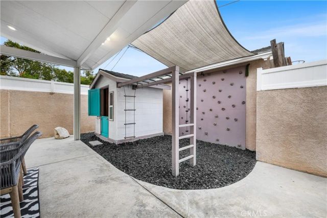 3702 Petaluma, Long Beach, CA 90808