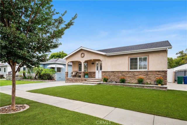 3702 Petaluma, Long Beach, CA 90808