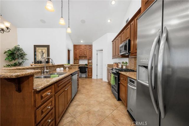 3702 Petaluma, Long Beach, CA 90808