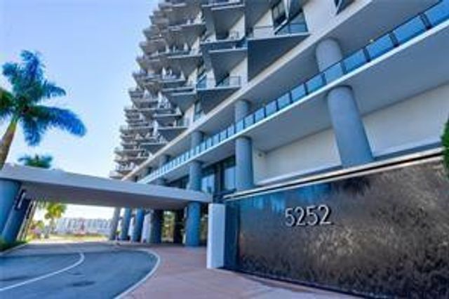 5252 NW 85th Avenue 1208, Doral, FL 33166