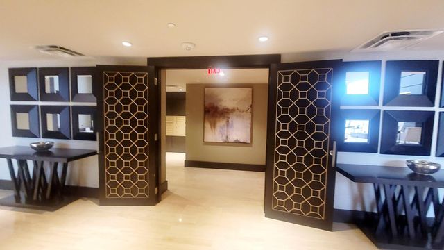 5252 NW 85th Avenue 1208, Doral, FL 33166
