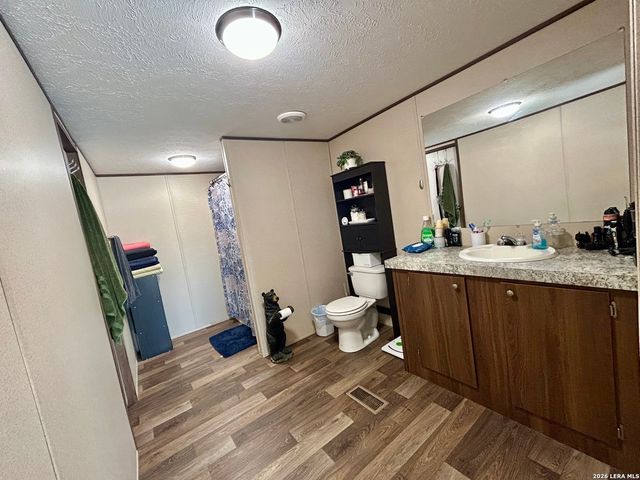115 E 4TH ST, Natalia, TX 78059