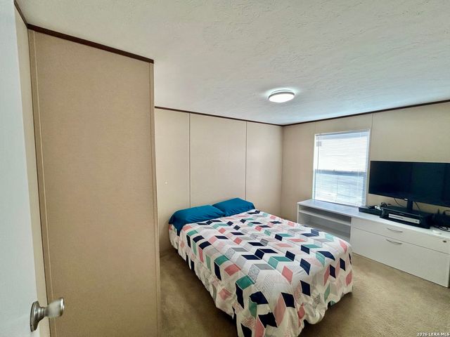 115 E 4TH ST, Natalia, TX 78059