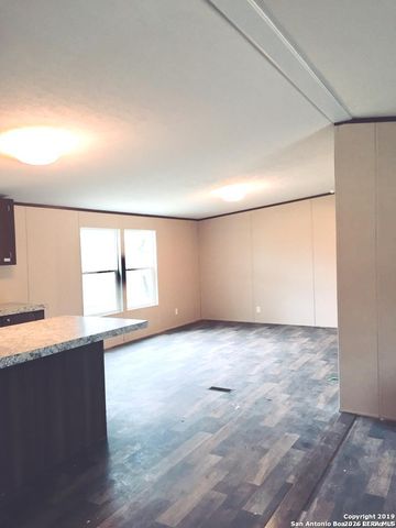 115 E 4TH ST, Natalia, TX 78059