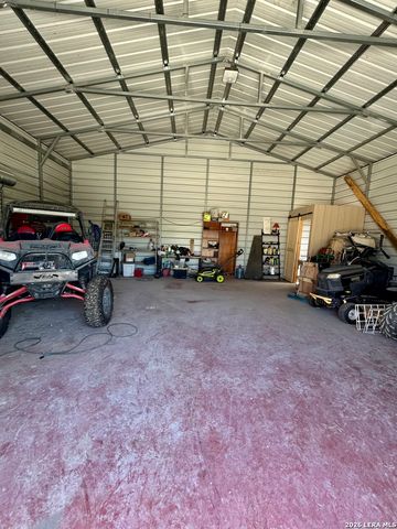 115 E 4TH ST, Natalia, TX 78059