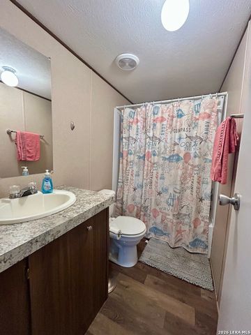 115 E 4TH ST, Natalia, TX 78059