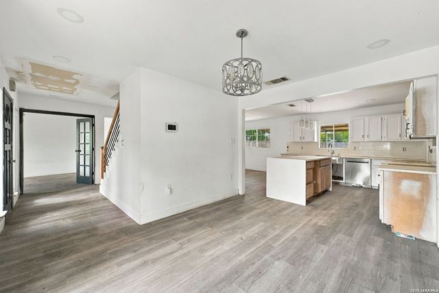 7022 Mill Stream St, Leon Valley, TX 78238
