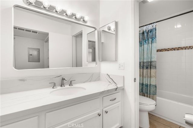 5301 Raintree 301, Culver City, CA 90230