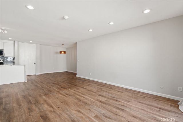 5301 Raintree 301, Culver City, CA 90230
