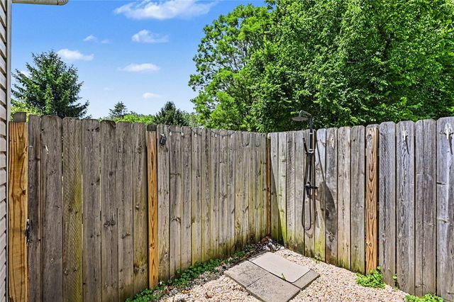 6423 Riverbend Drive, Clayton, OH 45415