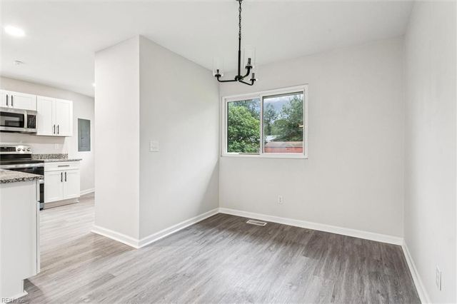 411 Eastwood DR, Newport News, VA 23602
