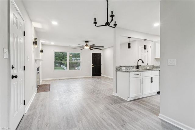 411 Eastwood DR, Newport News, VA 23602