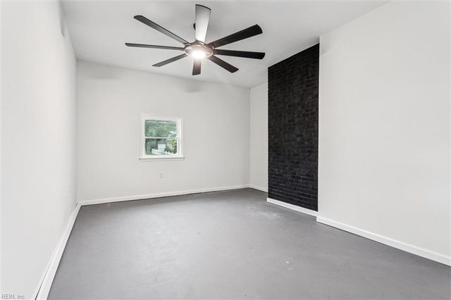 411 Eastwood DR, Newport News, VA 23602