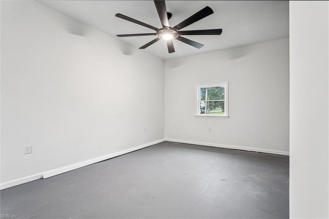 411 Eastwood DR, Newport News, VA 23602