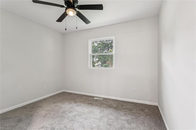 411 Eastwood DR, Newport News, VA 23602