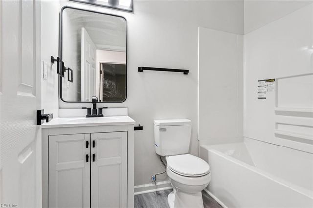 411 Eastwood DR, Newport News, VA 23602