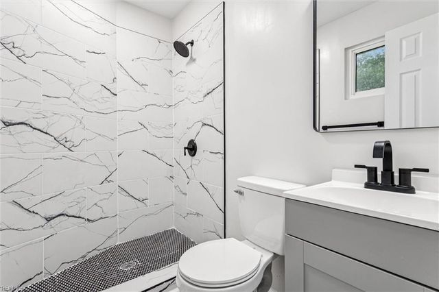 411 Eastwood DR, Newport News, VA 23602