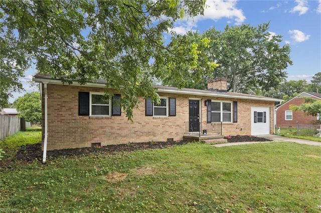 411 Eastwood DR, Newport News, VA 23602