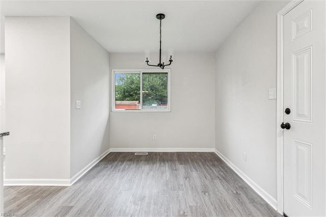 411 Eastwood DR, Newport News, VA 23602