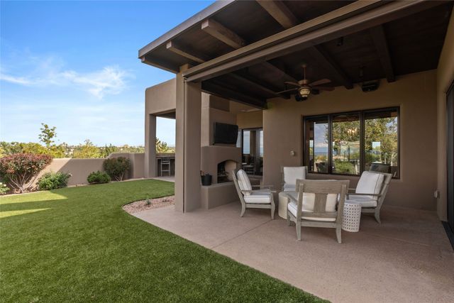 123 Thundercloud Road, Santa Fe, NM 87506