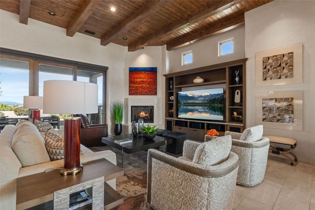 123 Thundercloud Road, Santa Fe, NM 87506