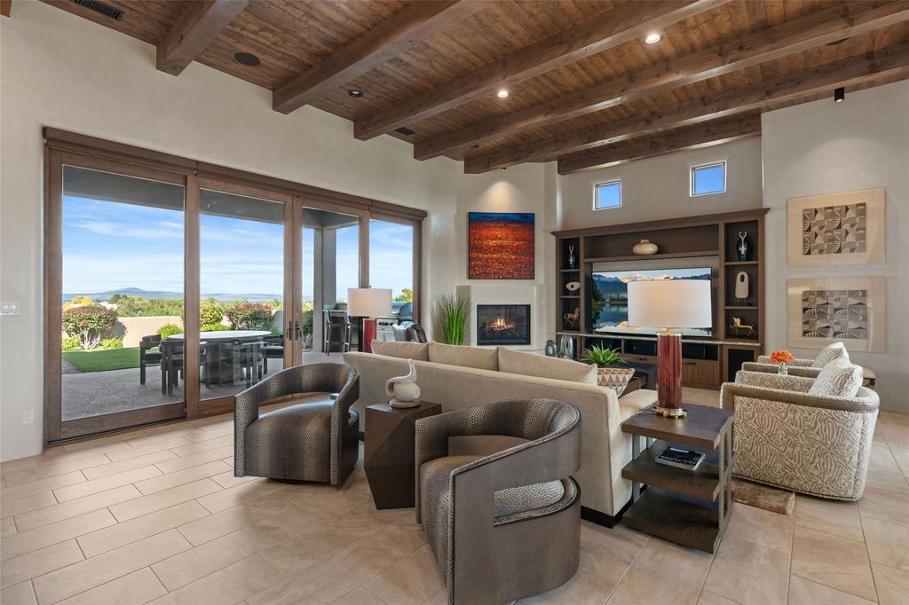 123 Thundercloud Road, Santa Fe, NM 87506