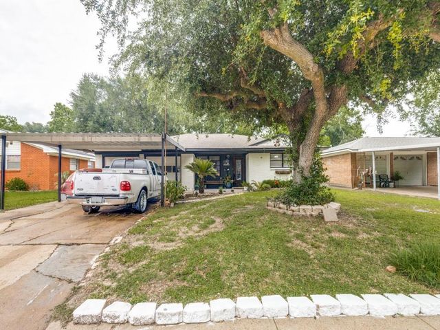 124 Bluebird Lane, Pasadena, TX 77502