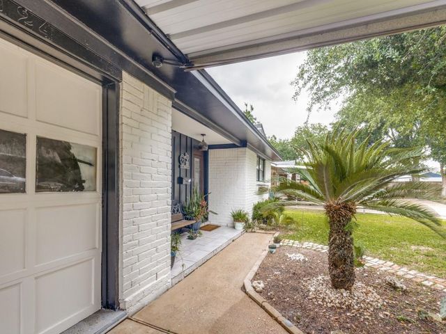124 Bluebird Lane, Pasadena, TX 77502