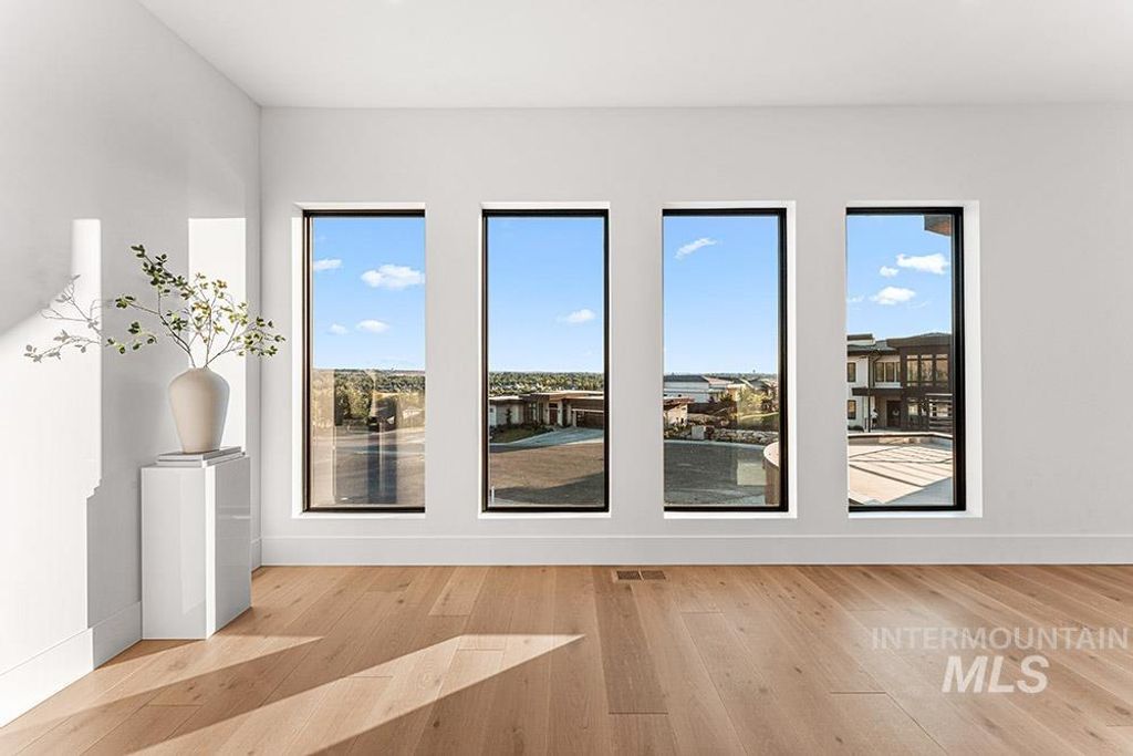 2432 S Globe Lane, Boise, ID 83716 photo 15