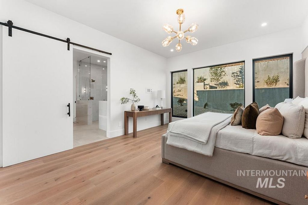 2432 S Globe Lane, Boise, ID 83716 photo 17