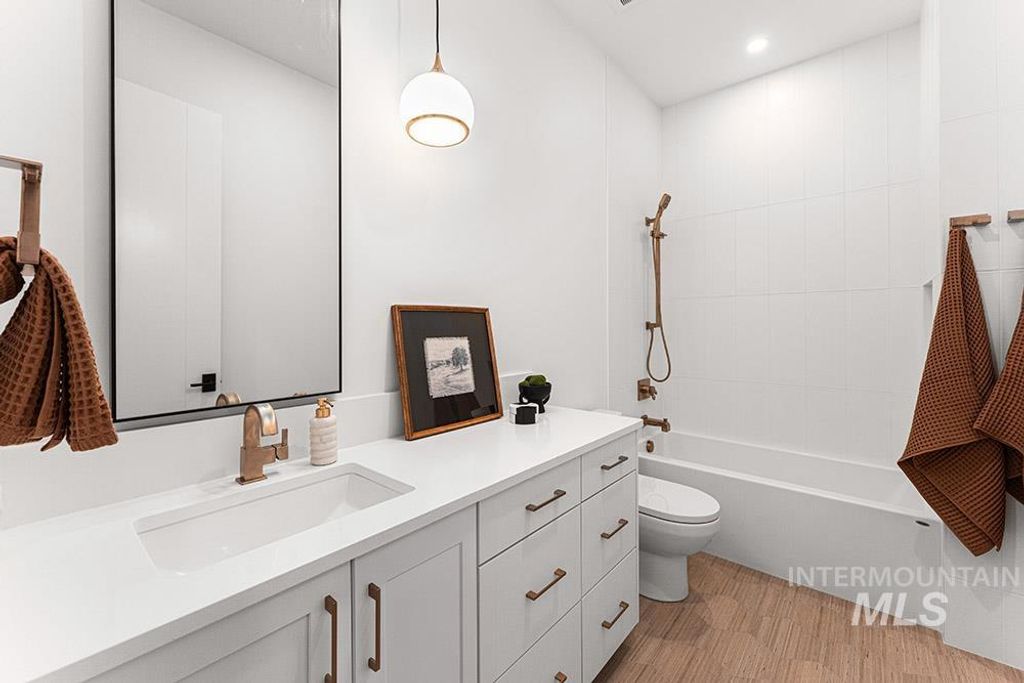2432 S Globe Lane, Boise, ID 83716 photo 28