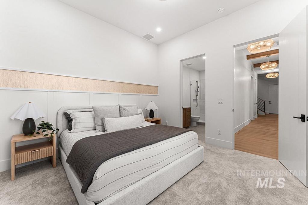 2432 S Globe Lane, Boise, ID 83716 photo 30
