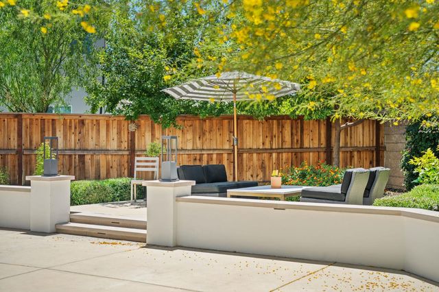 2238 5th Ave, Sacramento, CA 95818