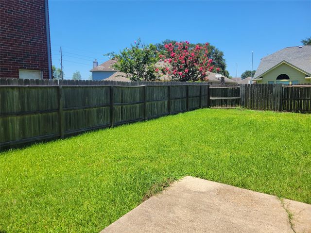 5715 Black Canyon Court, Sugar Land, TX 77479