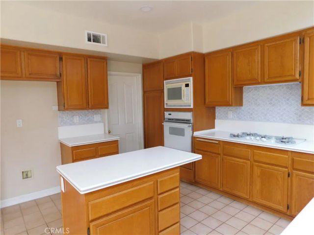 24362 Lenox Lane, Murrieta, CA 92562