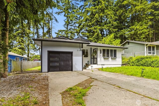 2101 E 60th Street, Tacoma, WA 98404