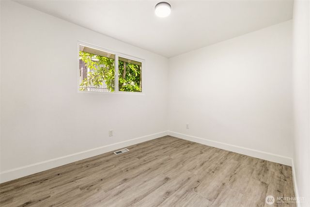 2101 E 60th Street, Tacoma, WA 98404