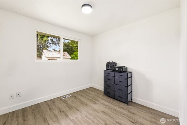 2101 E 60th Street, Tacoma, WA 98404