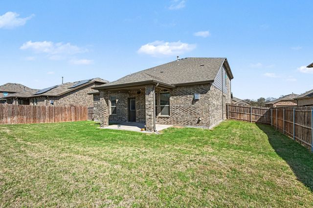 613 Dunster Lane, Saginaw, TX 76131