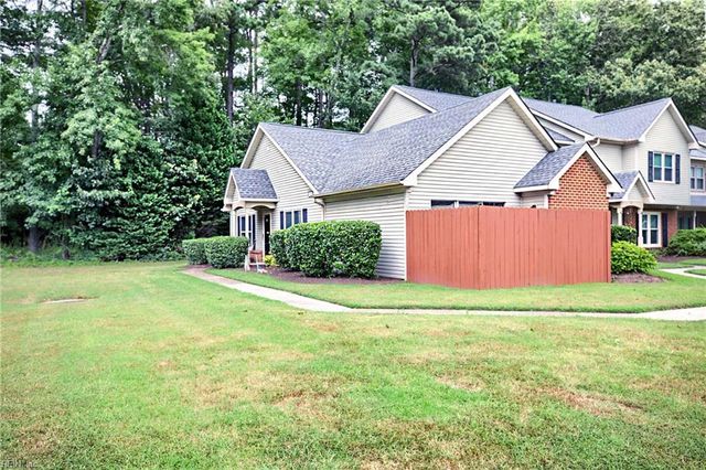46 Hard Wood DR, Hampton, VA 23666