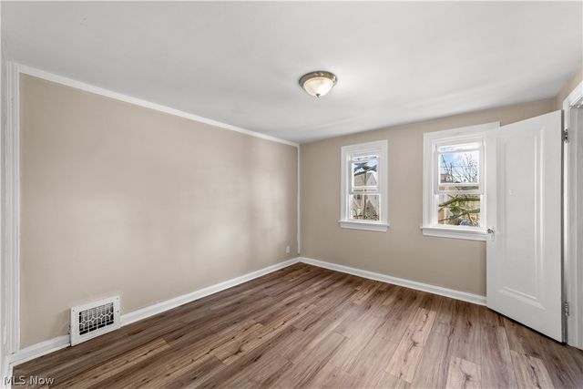 17904 Neff Road, Cleveland, OH 44119