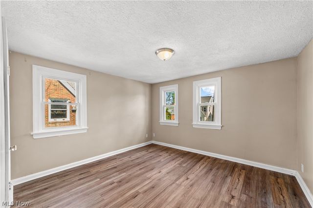 17904 Neff Road, Cleveland, OH 44119