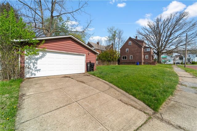17904 Neff Road, Cleveland, OH 44119